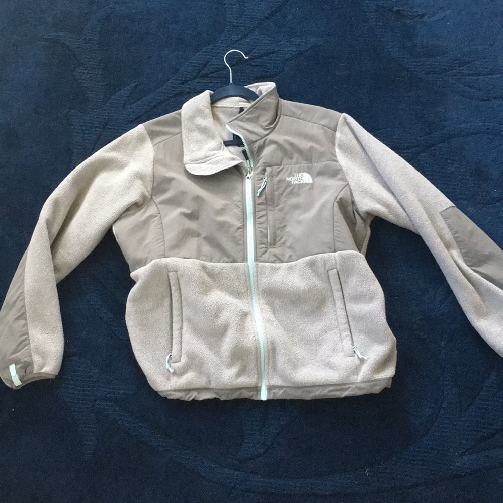 Grey north face with blue zipper